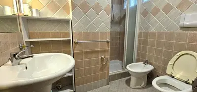 Apartament 2+1 me qera në Rruga e Durrësit, Tiranë, 120 m². Foto 9 nga 12