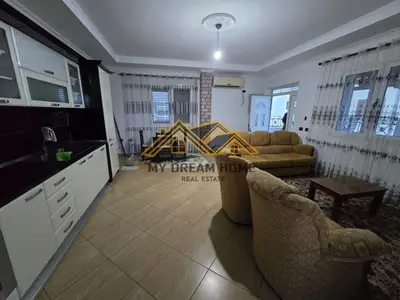 House for sale in Stacioni i Trenit, Durrës, 250 m². Photo 9 of 12