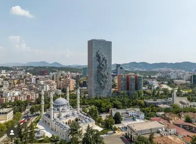 Ufficio in affitto a Downtown One, Tirana, 217 m². Foto 2 di 3