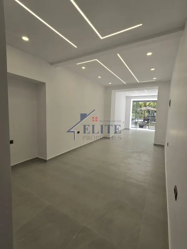Dyqan me qera në Brryli, Tiranë, 43 m²