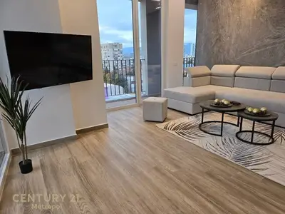 Apartament 2+1 me qera në Rruga Riza Cerova, Tiranë, 125 m². Foto 10 nga 12