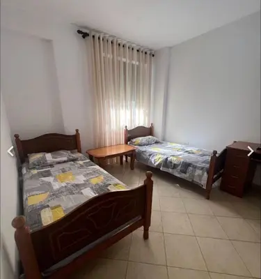 Apartament 2+1 me qera në Rruga 5 Maji, Tiranë, 100 m². Foto 8 nga 8