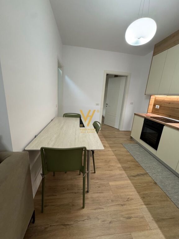 Apartament 1+1 me qera në 21 Dhjetori, Tiranë, 70 m². Foto 2 nga 3