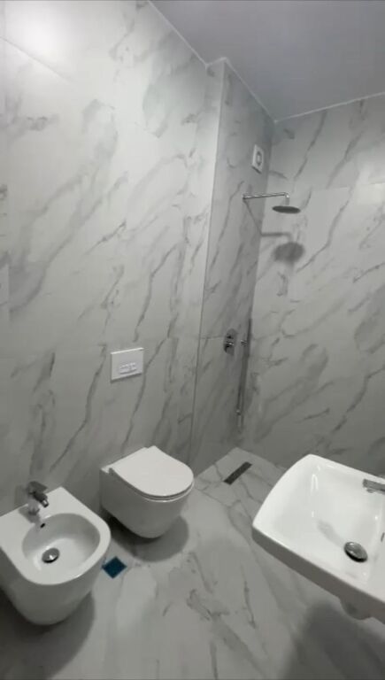 Apartment 2+1 for sale in Ali Demi, Tirana, 63 m². Photo 1 of 3