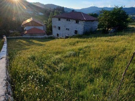 Tokë në shitje në Voskopoje, Korçë, 1 900 m². Foto 3 nga 3