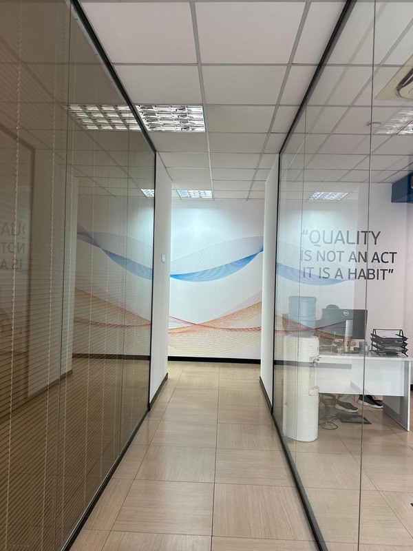 Ufficio in affitto a Kompleksi Delijorgji, Tirana, 530 m². Foto 2 di 3