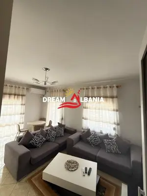 Appartamento in affitto a Rruga Muhamet Gjollesha, Tirana, 82 m². Foto 1 di 6