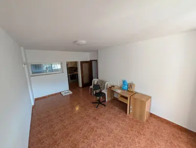 Ufficio in affitto a Rruga Him Kolli, Tirana, 97 m². Foto 4 di 5