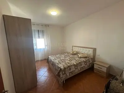 Apartament 2+1 me qera në Qendra Tregtare Blue Star, Durrës, 100 m². Foto 3 nga 12