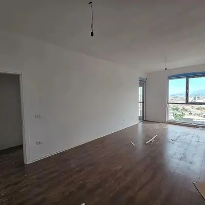 Apartament 1+1 në shitje në Institut, Tiranë, 85 m². Foto 3 nga 6