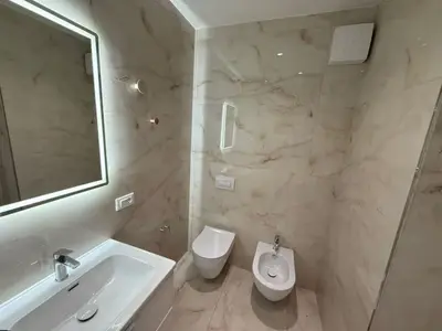 Apartament 2+1 me qera në Rruga e Kosovarëve, Tiranë, 120 m². Foto 9 nga 11