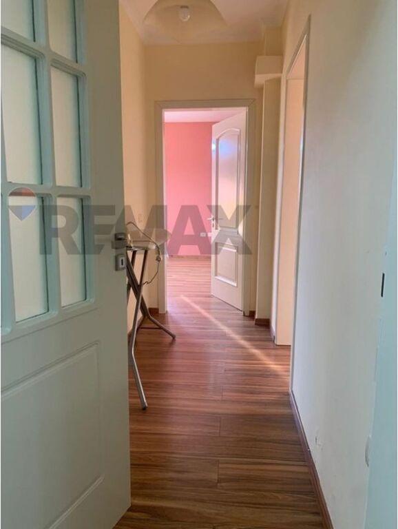 Apartament 2+1 me qera në Rruga Jeronim de Rada, Tiranë, 100 m². Foto 8 nga 9