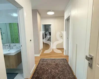 Appartamento 3+1 in affitto a Liqeni i Tiranës, Tirana, 130 m². Foto 2 di 12