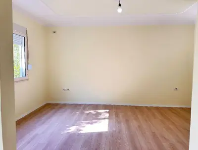 Apartament 1+1 në shitje në Rruga Irfan Tomini, Tiranë, 59 m². Foto 3 nga 9