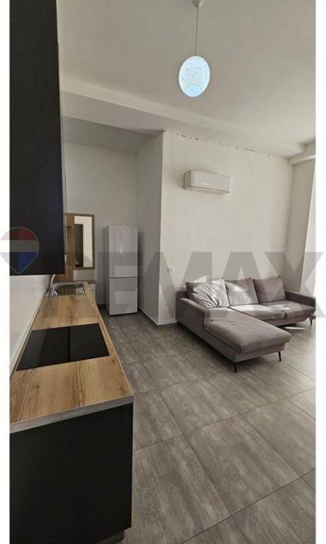 Appartamento in vendita a 21 Dhjetori, Tirana, 76 m²