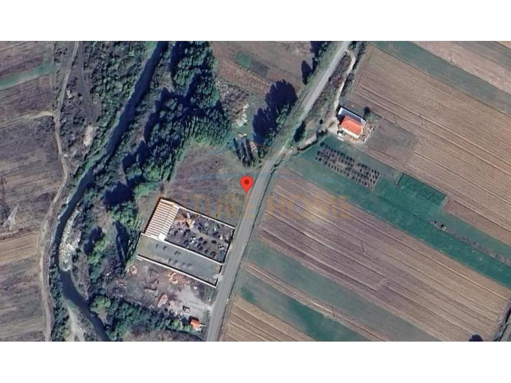 Tokë në shitje në Bilisht, Korçë, 4 000 m². Foto 1 nga 2