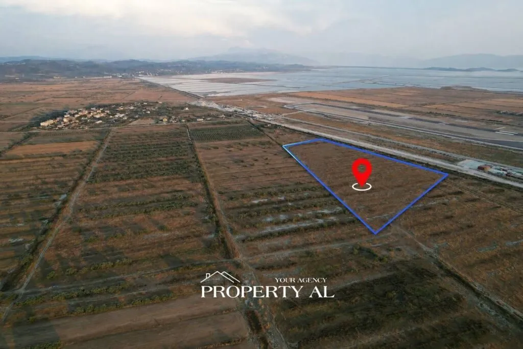 Land for sale in Akërni, Vlorë, 3,000 m². Photo 1 of 2
