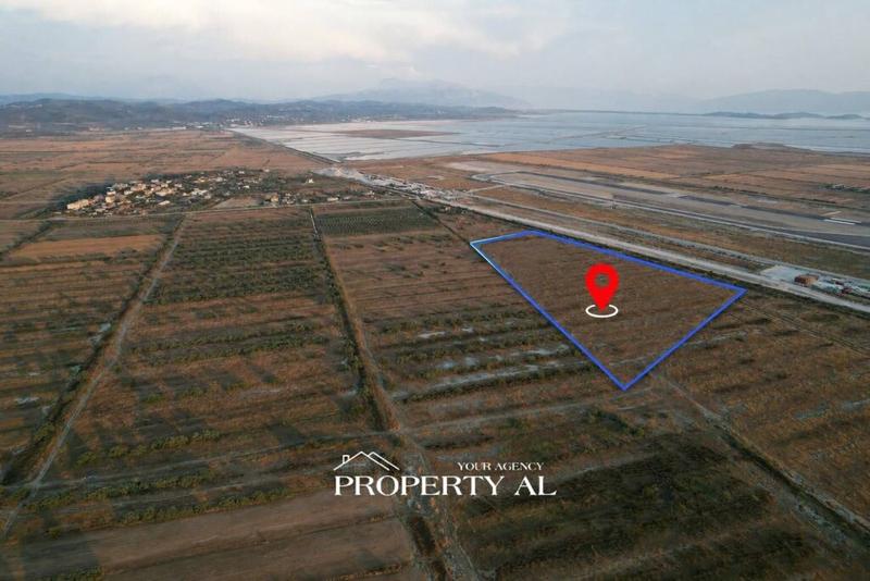 Terreno in vendita a Akërni, Valona, 3.000 m²