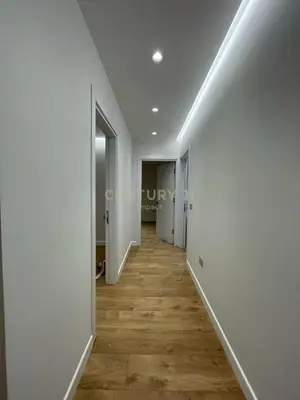 Apartament 3+1 me qera në Kodra e Diellit, Tiranë, 106 m². Foto 11 nga 12