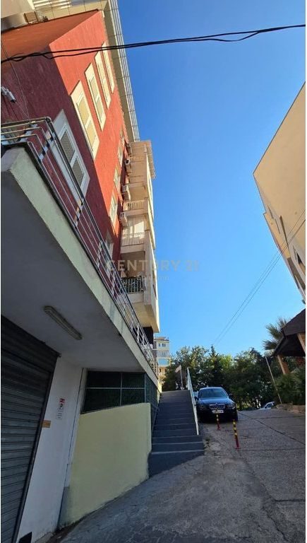 Apartament 2+1 në shitje në Vila e Zogut, Durrës, 91 m². Foto 1 nga 9