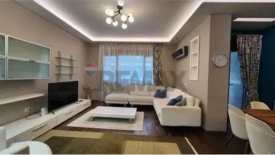 Apartament 2+2 me qera në Rruga Dervish Hima, Tiranë, 140 m². Foto 1 nga 9