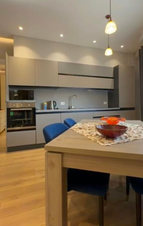 Casa indipendente 1+1 in affitto ad Astir, Tirana, 65 m². Foto 2 di 3
