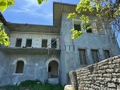 Vilë në shitje në Rruga Bule Naipi, Gjirokastër, 681 m². Foto 5 nga 5