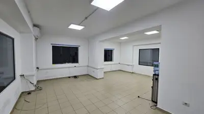 Commercial space for rent in Sheshi Avni Rustemi, Tirana, 120 m². Photo 1 of 7