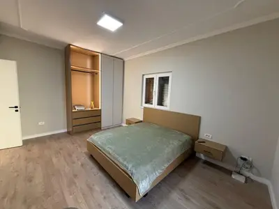 Apartament 2+1 me qera në Rruga Pjetër Budi, Tiranë, 100 m². Foto 4 nga 5