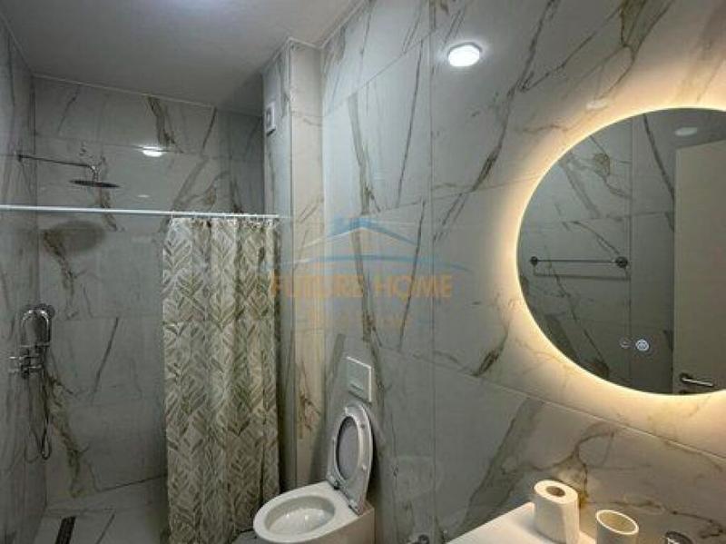 Apartament 2+1 me qera në Shkolla e Kuqe, Tiranë, 99 m². Foto 8 nga 9