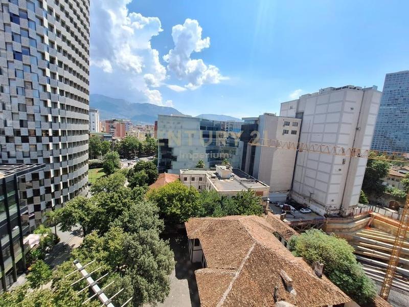 Ufficio in affitto a Torre Drin, Tirana, 150 m²