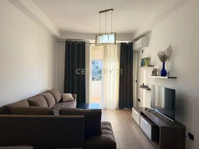 Apartament 2+1 në shitje në Rruga Aleksander Goga, Durrës, 102 m². Foto 2 nga 9