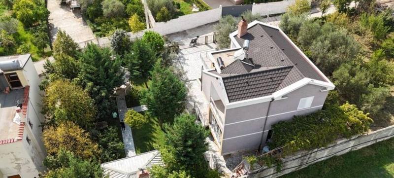 Vilë në shitje në Fondacioni Fundjavë Ndryshe, Tiranë, 214 m². Foto 7 nga 12