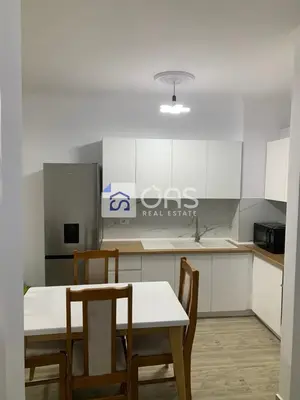 Apartament 1+1 me qera në Pallati me Shigjeta, Tiranë, 72 m². Foto 4 nga 8