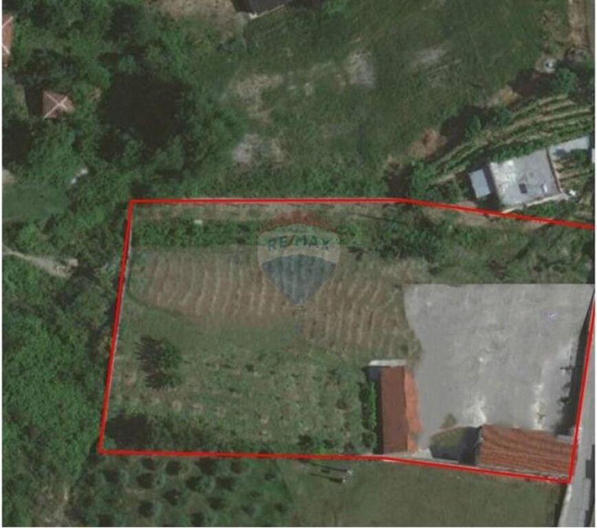 Terreno in vendita a Vaqarr, Tirana, 3.500 m²