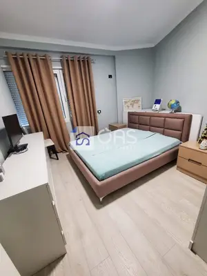 Apartament 2+1 me qera në Kopshti Botanik, Tiranë, 100 m². Foto 4 nga 6