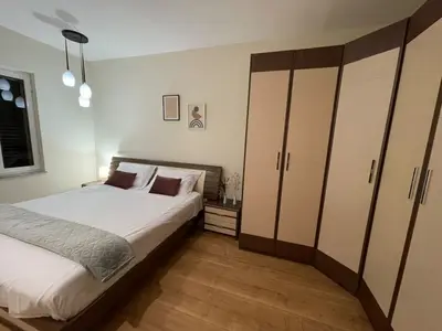 Apartament 2+1 me qera në Rruga Myslym Shyri, Tiranë, 100 m². Foto 5 nga 11