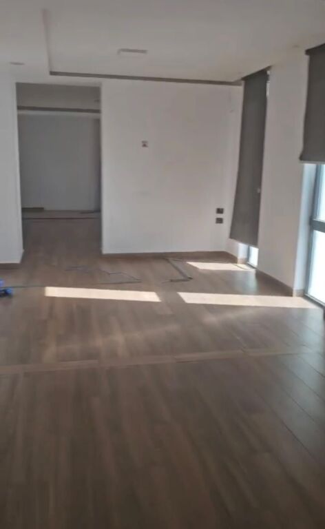 Zyrë me qera në Zogu i Zi, Tiranë, 450 m². Foto 2 nga 3