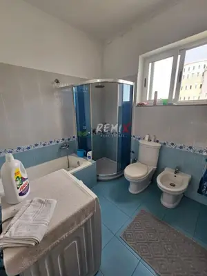 Apartament 2+1 me qera në Tregu Industrial, Durrës, 150 m². Foto 12 nga 12
