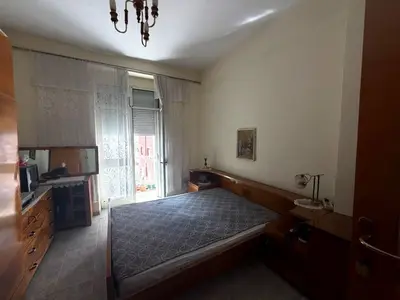 Apartament 2+1 me qera në Pallatet Agimi, Tiranë, 80 m². Foto 3 nga 5