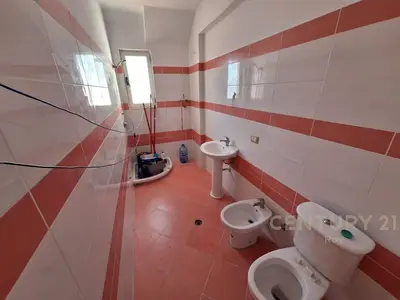 Apartament 2+1 në shitje në Rruga Mujo Ulqinaku, Durrës, 107 m². Foto 12 nga 12
