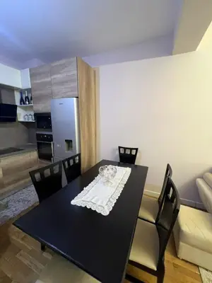 Apartament 2+1 në shitje në Golden Park, Tiranë, 100 m². Foto 3 nga 7