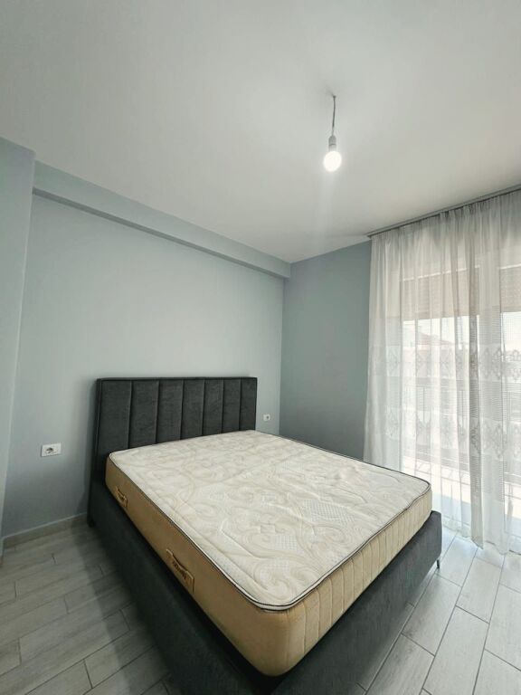 Apartment 1+1 for rent in Astir, Tirana, 70 m². Photo 3 of 3