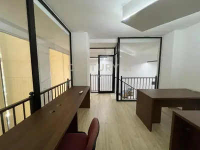 Zyrë me qera në Rruga Hoxha Tahsim, Tiranë, 90 m². Foto 6 nga 10