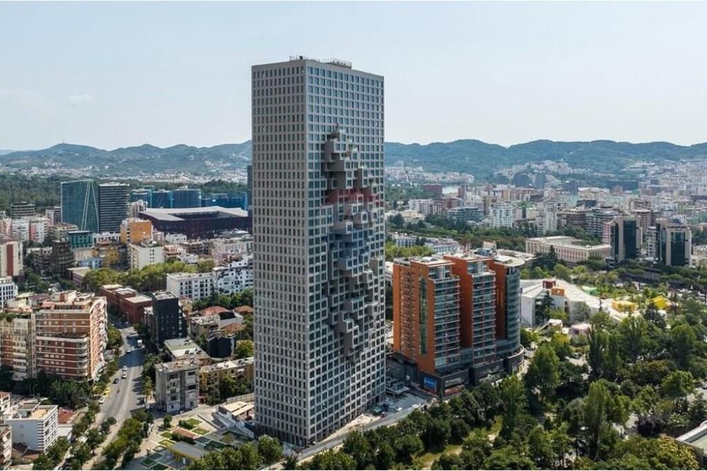 Apartment for sale in Rruga e Elbasanit, Tirana, 205 m². Photo 3 of 3