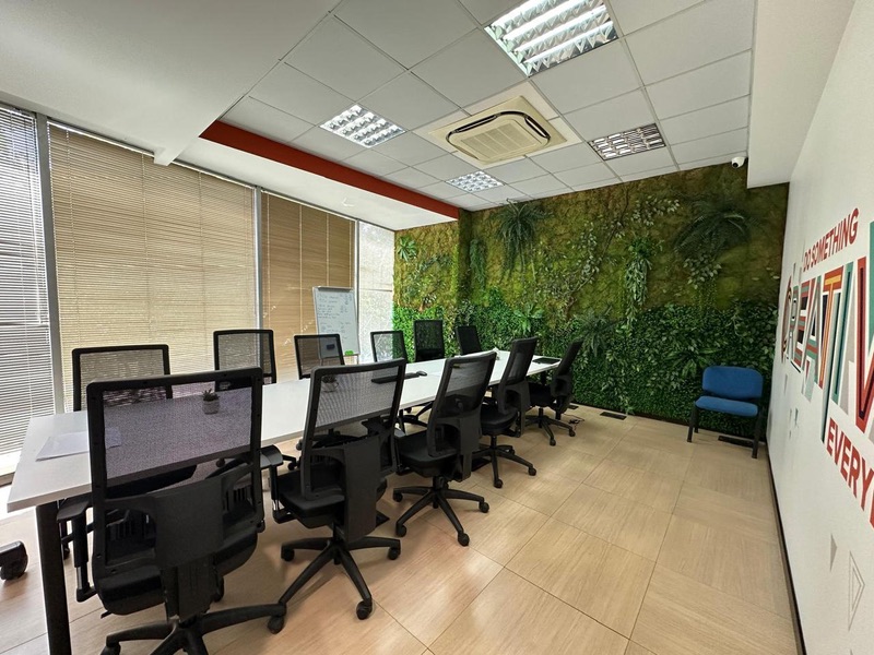 Ufficio in affitto a Kompleksi Delijorgji, Tirana, 530 m². Foto 3 di 3
