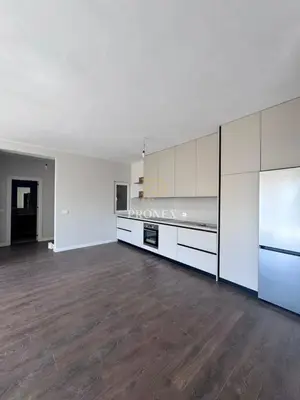 Apartament 2+1 me qera në Rruga Jordan Misja, Tiranë, 125 m². Foto 2 nga 6