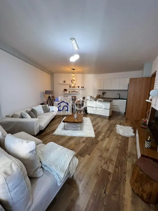 Apartament 1+1 me qera në Rruga Teodor Keko, Tiranë, 80 m²