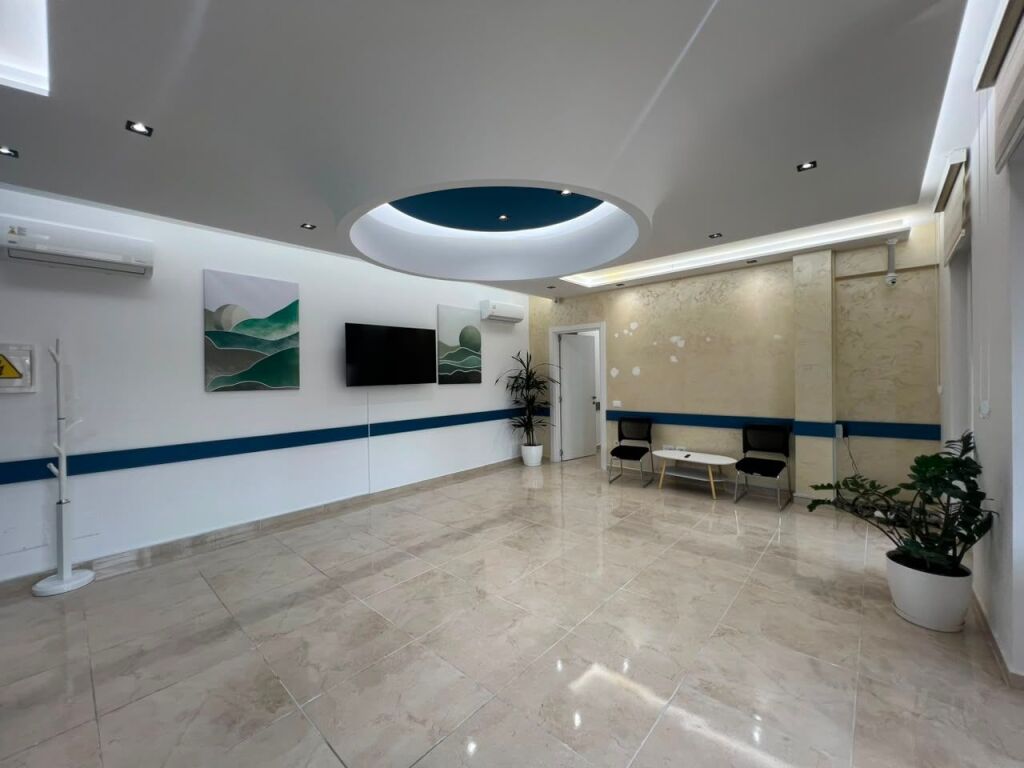 Ufficio in affitto a Rruga e Durrësit, Tirana, 130 m². Foto 2 di 3