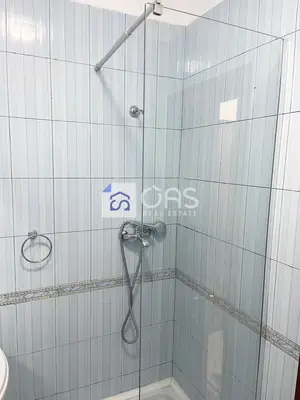 Apartament 1+1 me qera në Sheshi Willson, Tiranë, 55 m². Foto 11 nga 12
